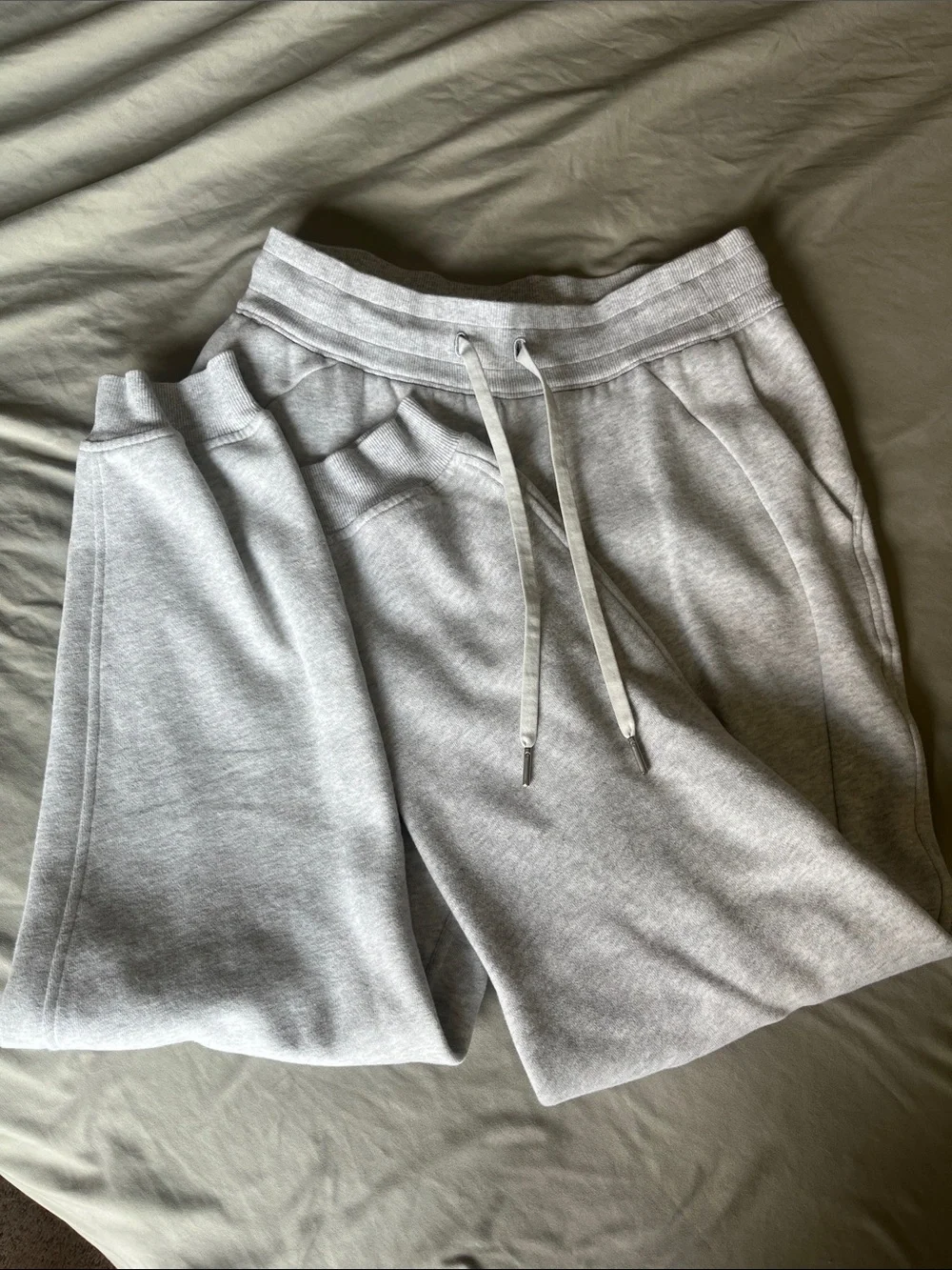 Lululemon Scuba Joggers